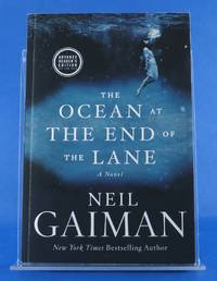 cover of The Ocean at the End of the Lane: A Novel