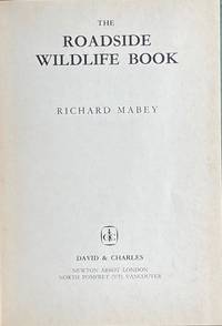 cover of The roadside wildlife book