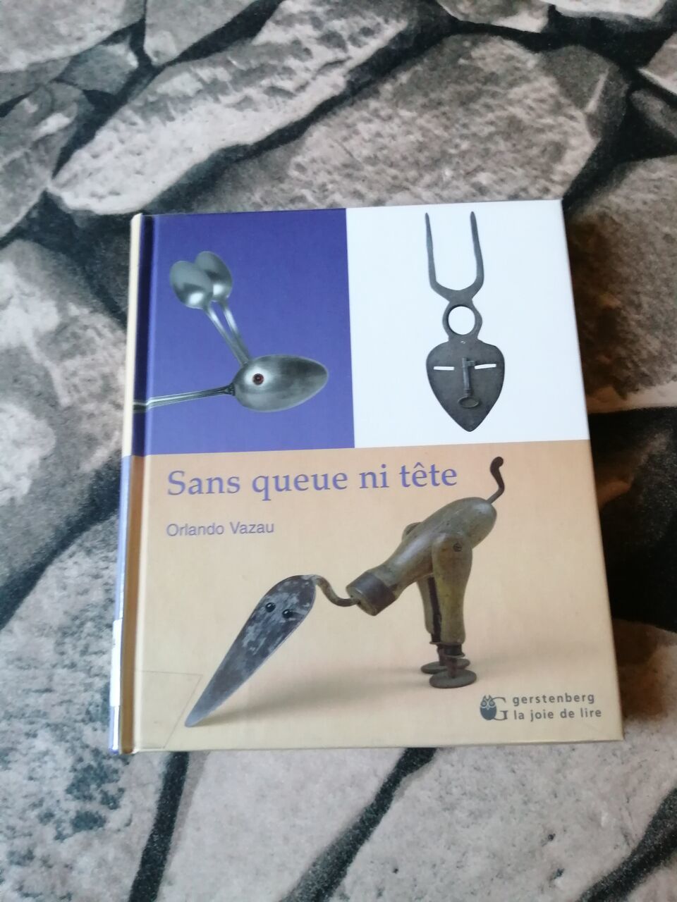 Sans queue ni tête by Vazau Olrlando Fessler Franz | 2006 | La Joie de Lire  | 9782882583550 | Biblio, image size:960x1280