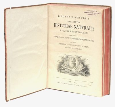 Fundamentum Historiae Naturalis muscorum frondosorum concernens eorum flores, fructus, seminalem propagationem. Adjecta generum dispositione methodica, iconibus illustratis. I-II. (photo 2)