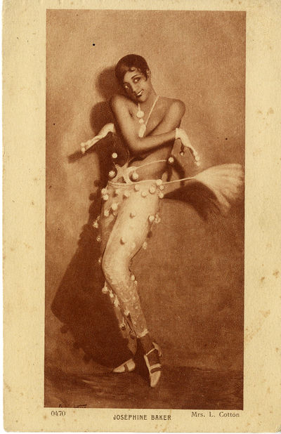 JOSEPHINE BAKER in TIGHTS [ca. 1926] Postcard