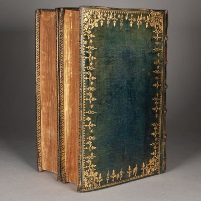 CUSTOM-BUILT TRILINGUAL NEW TESTAMENT...; (photo 11)