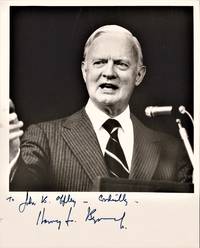 AUTOGRAPHED PHOTOGRAPH OF U. S. SENATOR HARRY F. BYRD, JR.