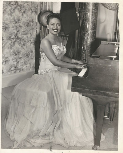 HAZEL SCOTT AT CAFÉ SOCIETY UPTOWN (1942-45) Set of 3 publicity portraits