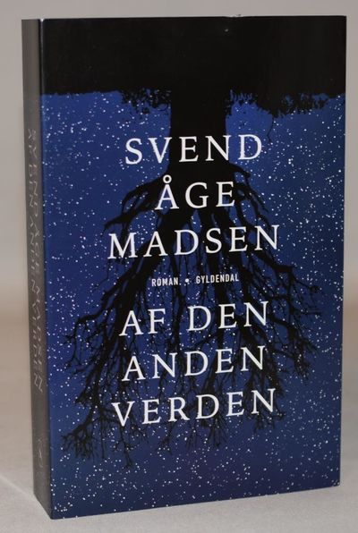 Af den anden verden.