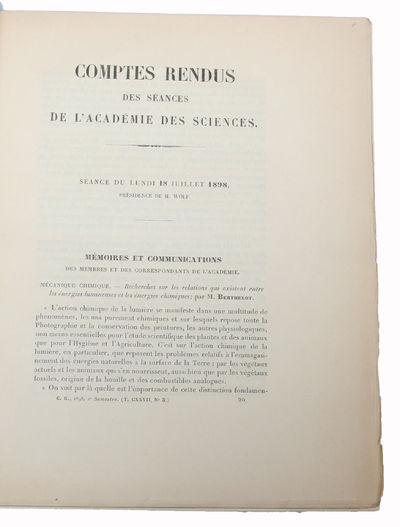 Sur une substance nouvelle radio-active dans la pechblende. Note de M.P. Curie et de Mme S. Curie, préséntée par M. Becquerel. (And) Sur une nouvelle substance fortement radio-active, contenue dans le pechblende. Note de M.P. Curie, de Mme P. Curie et... - [RADIUM & POLONIUM DISCOVERED.] (photo 4)