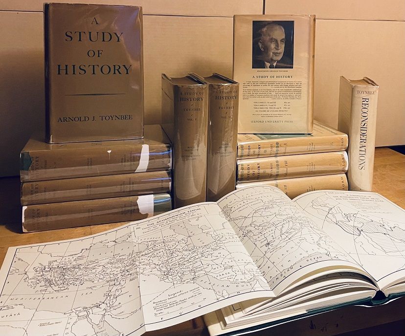 A Study of History (COMPLETE TWELVE VOLUME SET IN DUST