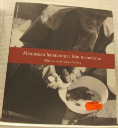 Människan härstammar från maneterna. Dikter.