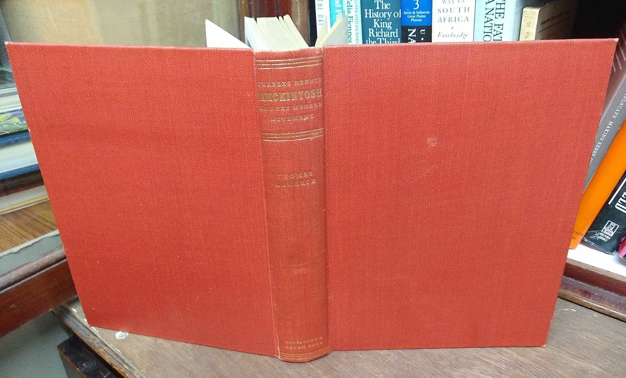 Charles Rennie Mackintosh and The Modern Movement by (Thomas) Howarth ...