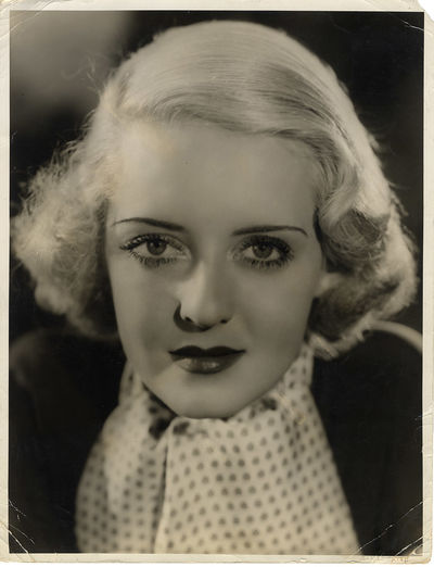 BETTE DAVIS [1932] Oversized personality portrait by Elmer Fryer