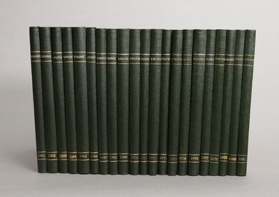 Bind I-LXXXI. Redaktion: A. W. Brøgger, Eivind S. Engelstad, Bjørn Hougen, Sverre Marstrander m.fl. Utgitt av Norsk Arkeologisk Seskap. Fra 1996 ble undertittelen “Tidsskrift for norrøn arkeologi” endret til “Norsk arkeologisk årbok”. (photo 2)