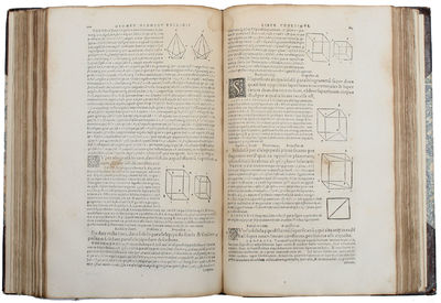 Euclidis Megarensis mathematici clarissimi Elementorum geometricorum libri XV. Cum expositione Theonis in priores XIII à Bartholomæo Zamberto Veneto (= Zamberti) latinitate donata, Campani in omnes, & Hypsiclis Alexandrini in duos postremos. His addie... (photo 2)