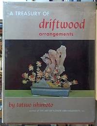 image of A Treasury of Driftwood and Dried Arrangements
