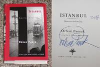 cover of ISTANBUL: MEMORIES AND THE CITY