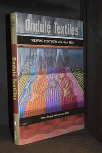 cover of Ondule Textiles, Weaving Contours with a Fan Reed