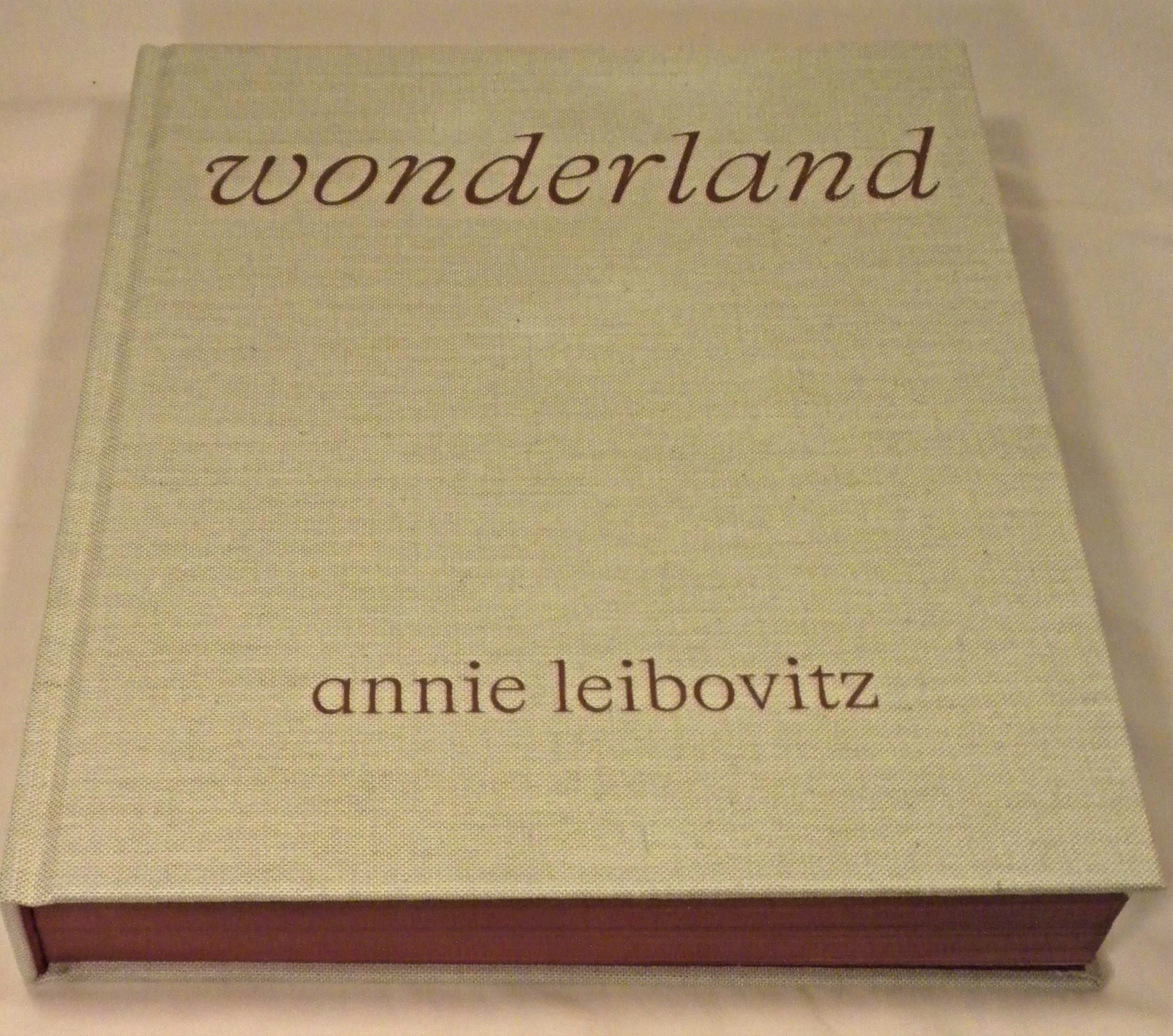 Annie Leibovitz: Wonderland by Annie Leibovitz; Anna Wintour