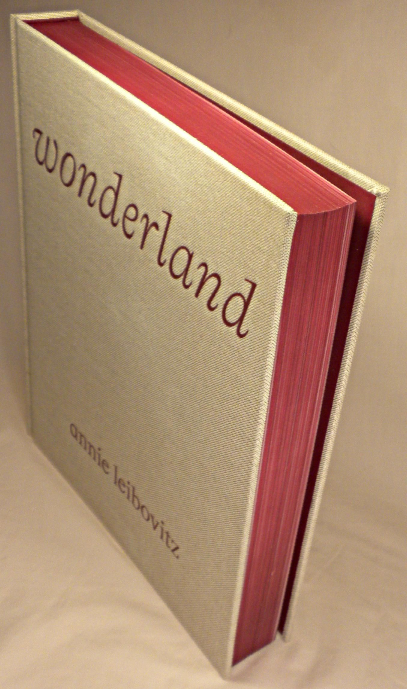 Annie Leibovitz: Wonderland by Annie Leibovitz; Anna Wintour