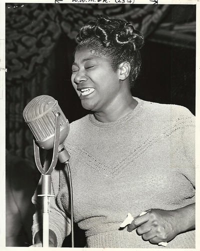 MAHALIA JACKSON [ca. 1950s-60s] Photo archive