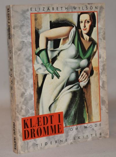Klædt i drømme - om mode.