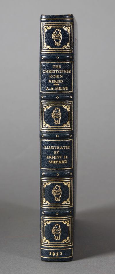 The Christopher Robin Verses. Being “When we were very young” and “Now we are six”. With a preface for parents. With twelve plates in colour and text decorations by Ernest H. Shepard. (photo 2)
