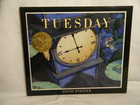 cover of Tuesday (Caldecott Honor Book)
