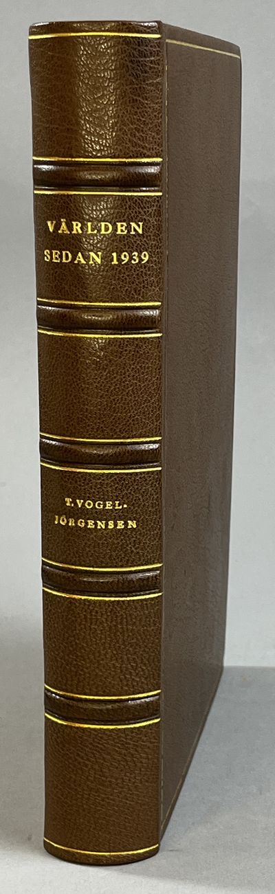 Världen sedan 1939. I bilder med text av T.…