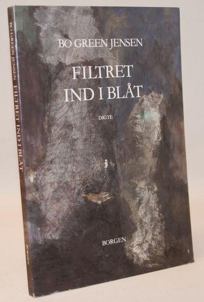 Filtret ind i blåt.