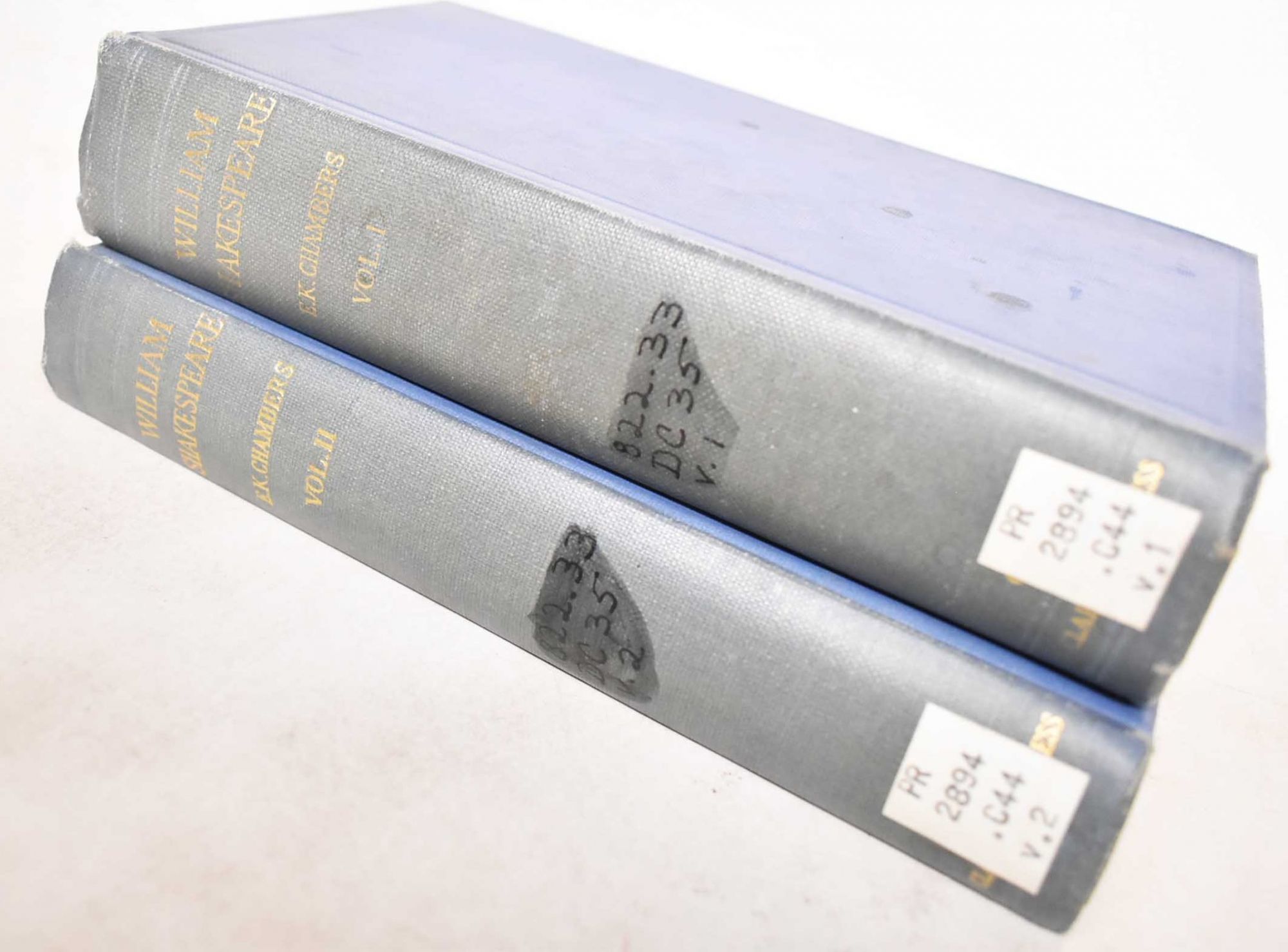 洋書 William Shakespeare E. K. Chambers 1 & 2 William Shakespeare: A Study Of Facts And Problems by Chambers