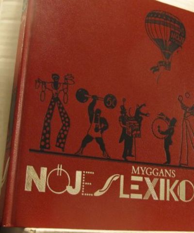 Myggans nöjeslexikon.  Band 6. Ett uppslagsverk…