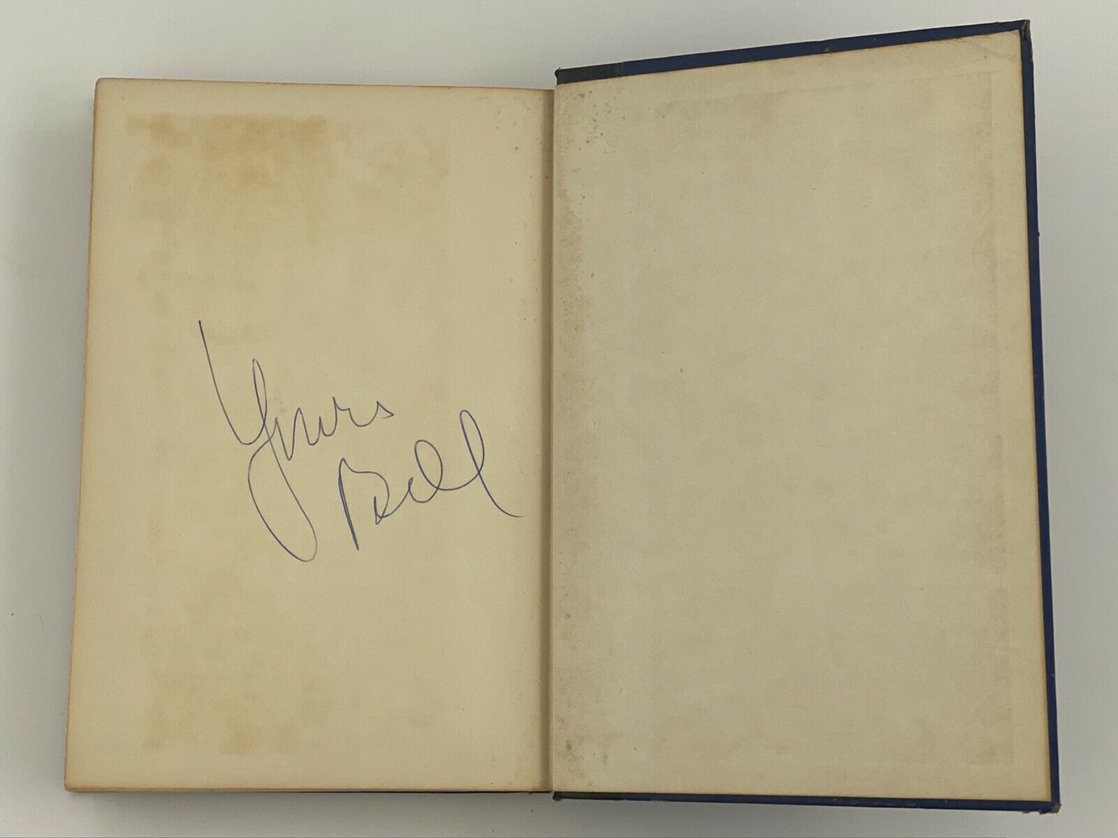 thumbnail interactive-video image 1 of Alcoholics Anonymous Comes Of Age: A Brief History Of AA – Hardcover 1957, Acceptable Condition 1 of 2
