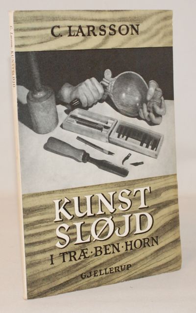 Kunstsløjd i træ ben horn..