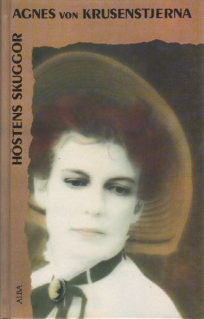 HÖSTENS SKUGGOR.