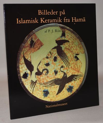 Billeder på islamisk keramik fra Hama.