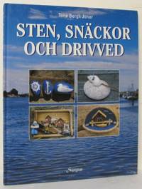 Sten, snäckor och drivved.