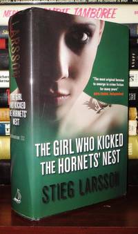 cover of THE GIRL WHO KICKED THE HORNETS' NEST