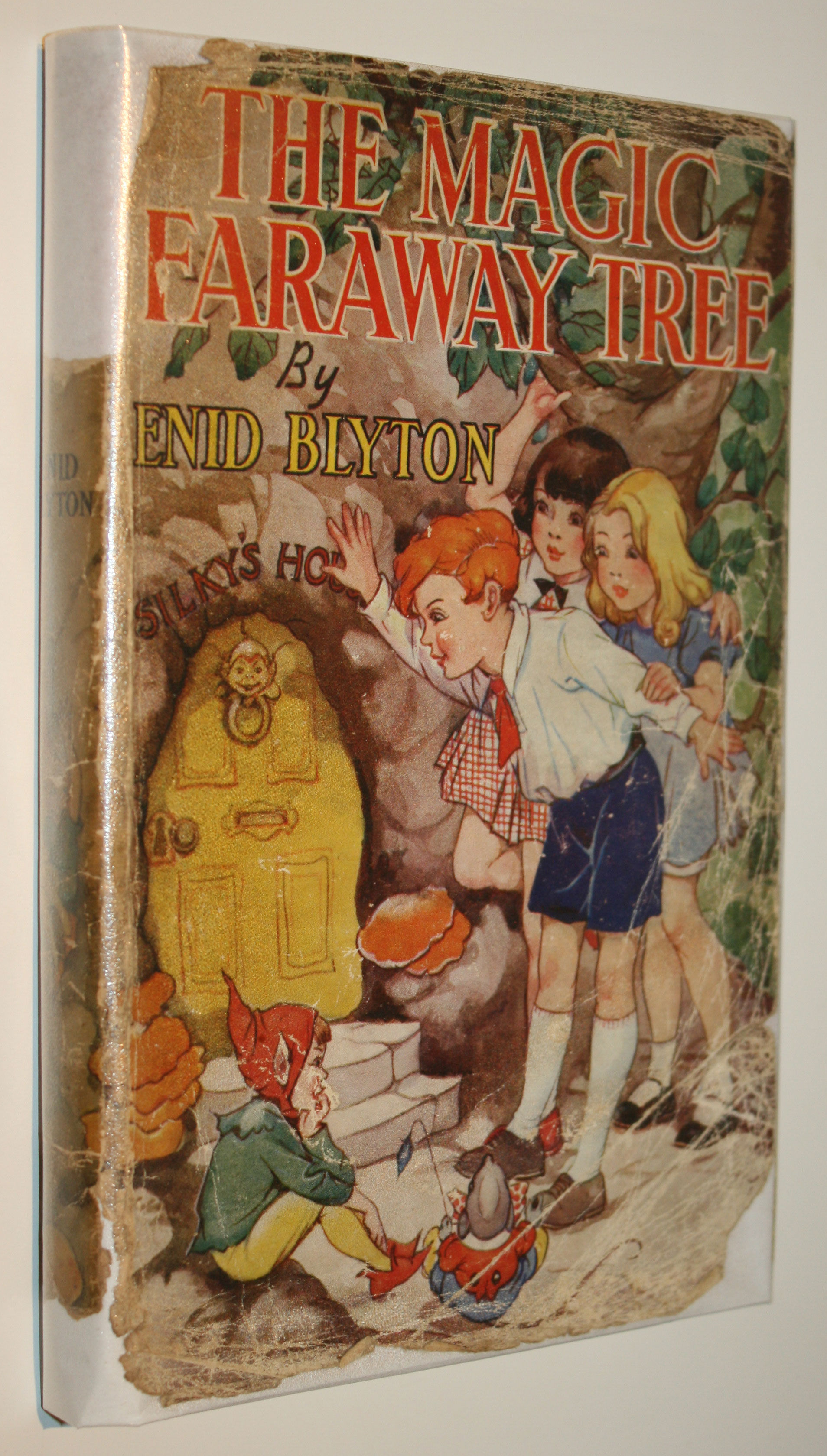 the magic faraway tree collection the magic faraway tree collection