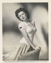 Original publicity photograph of Geraldine Fitzgerald, 1943