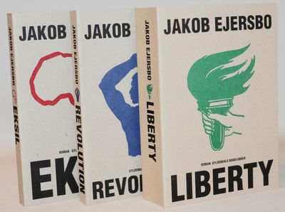 Afrika-trilogien  1-3 - Eksil - Revolution -…