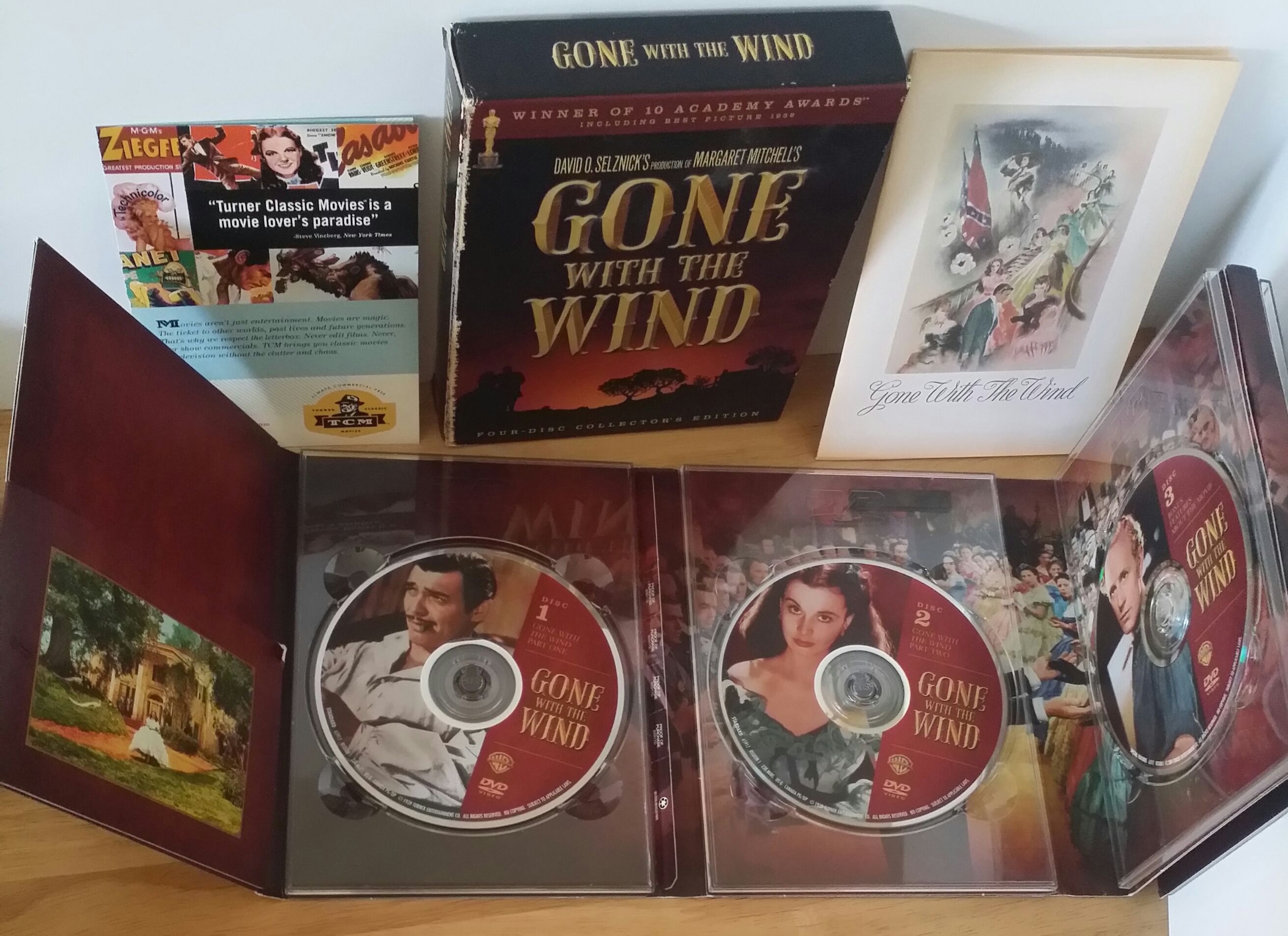 Gone With the Wind by Clark Gable Vivien Leigh | DVD- cardboard Gone With the Wind by Clark Gable Vivien Leigh | DVD- cardboard