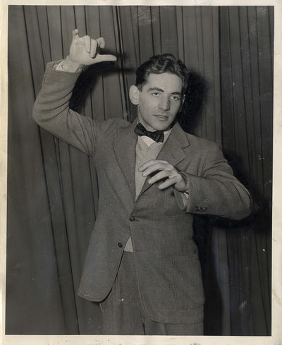 LEONARD BERNSTEIN (1944-80s) Photo archive