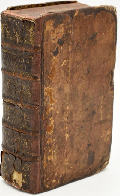 EX TIBULLO ET PROPERTIO ELEGIAE: EX CATULLO, MARTIALE, AUSONIO, ALIISQUE SCRIPTORIBUS TUM ANTIQUIS TUM RECENTIBUS. EPIGRAMMATA SELECTA. ET PETITO EX OPTIMIS INTERPRETIBUS COMMENTARIO BREVISSIME ILLUSTRATA