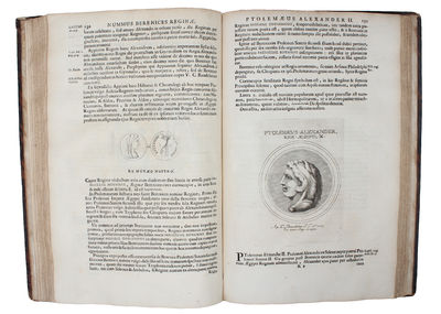 Historia Ptolemaeorum Aegypti Regum, Ad fidem NUMISMATUM accommodata. - [EXPLAINING THE PTOLEMIES BY THE HELP OF COINAGE] (photo 7)