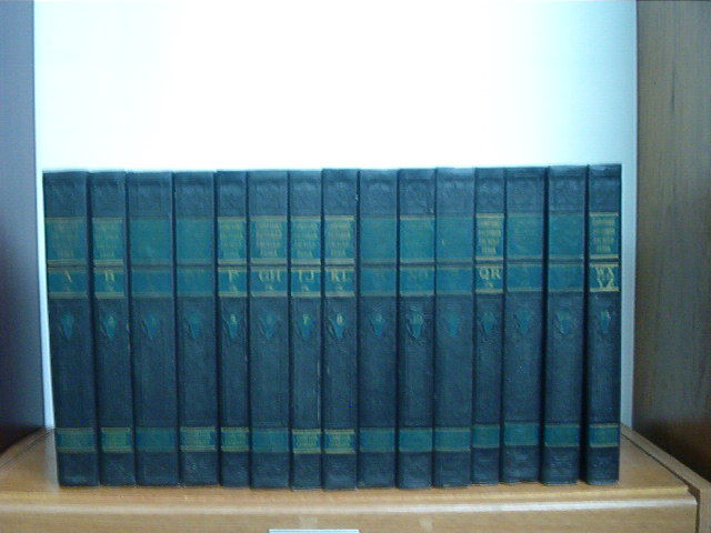 Compton's Pictured Encyclopedia and Fact Index, 15 Vols. A - Z by