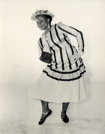 BUTTERFLY MCQUEEN (1951) Photo