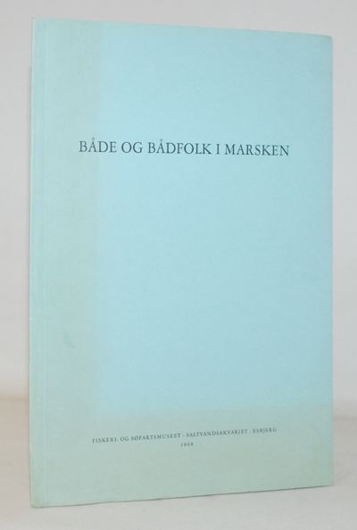 Både og bådfolk i marsken.
