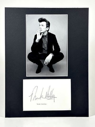 Original autograph.